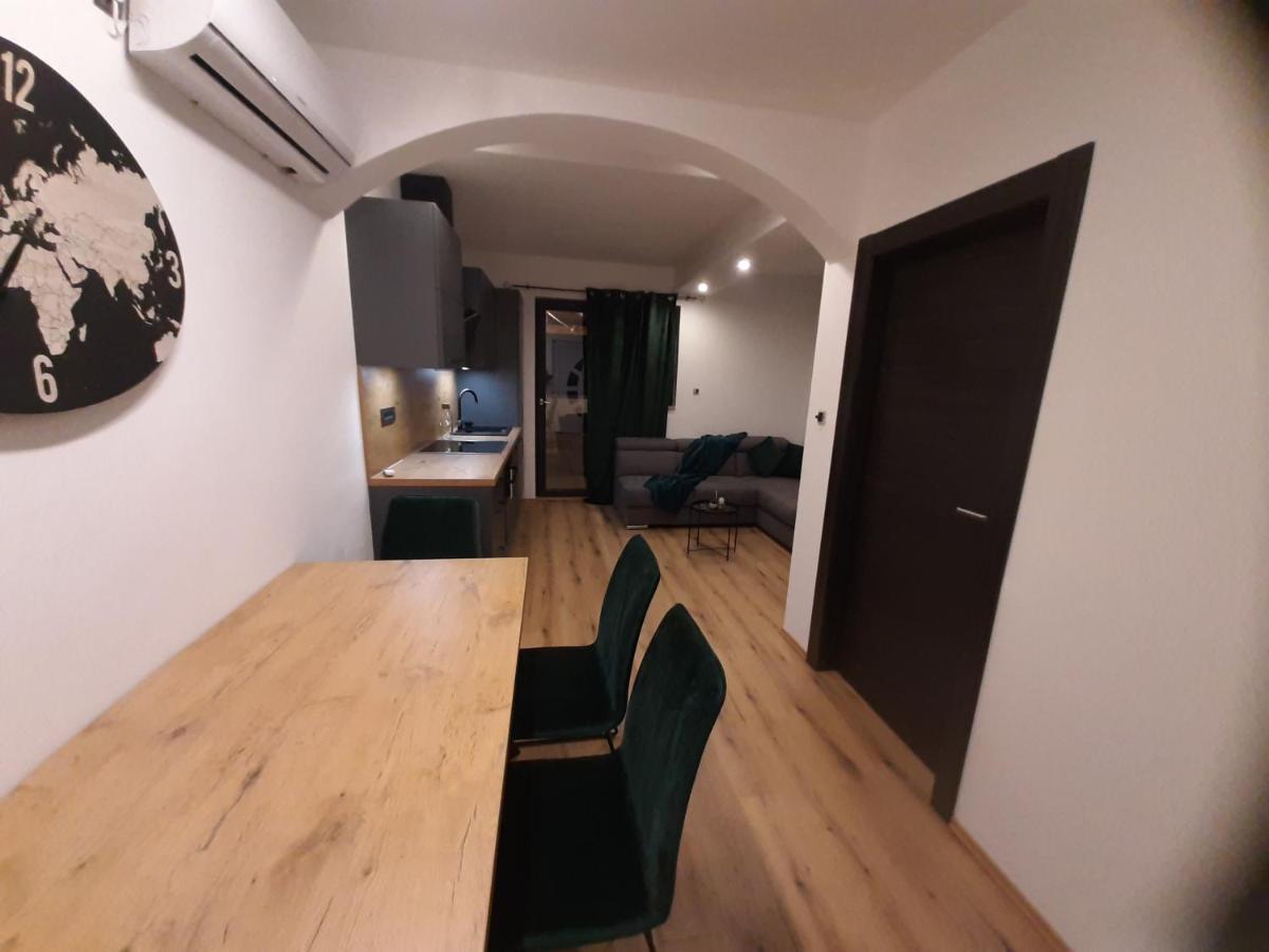 Apartman Mate Lopar Ngoại thất bức ảnh